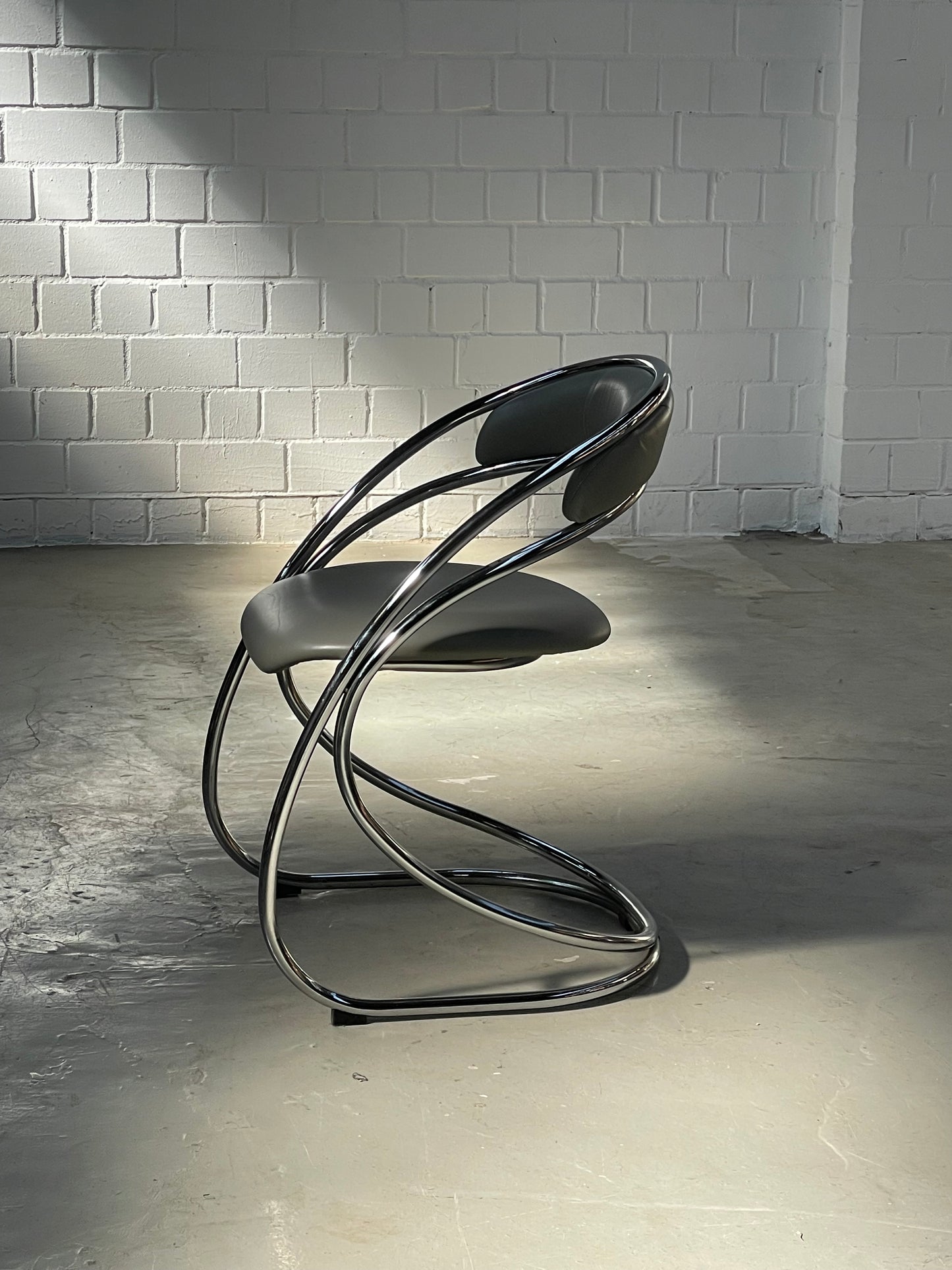 Space Age Stahlrohr Stühle | italian style of Rinaldi/Rizzo
