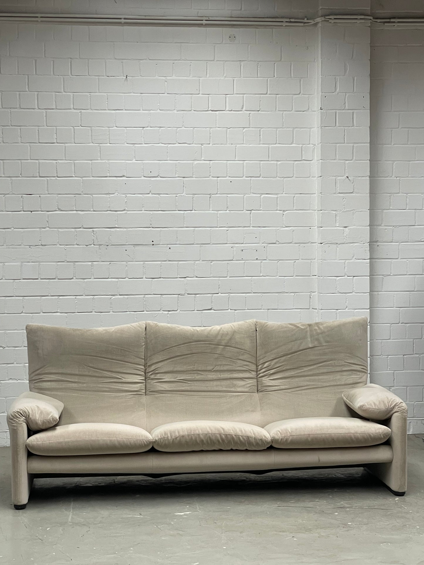 Maralunga | 675/3 | 3-Sitzer | Sofa | Stoff | Vico Magistretti für Cassina