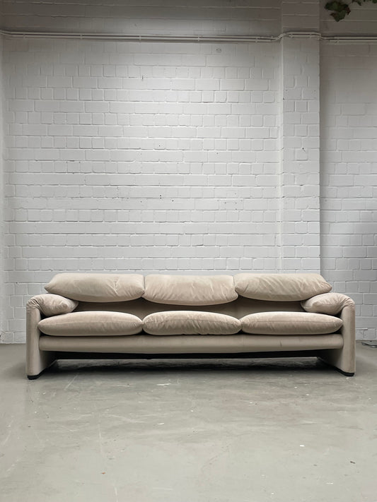 Maralunga | 675/3 | 3-Sitzer | Sofa | Stoff | Vico Magistretti für Cassina