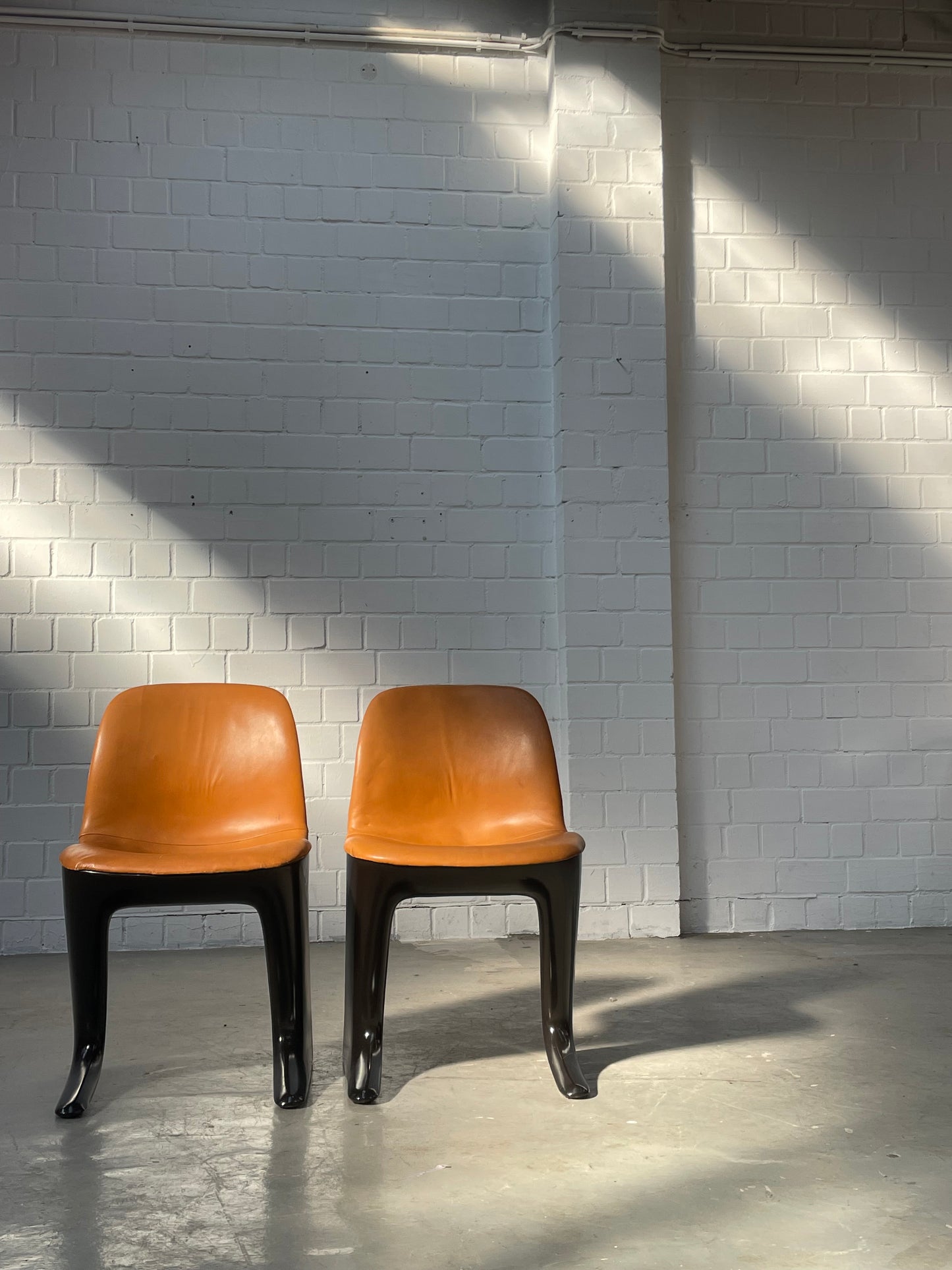 Ein Paar | Ernst Mockl | Z-Chair | Horn  Collection | gepolstert |