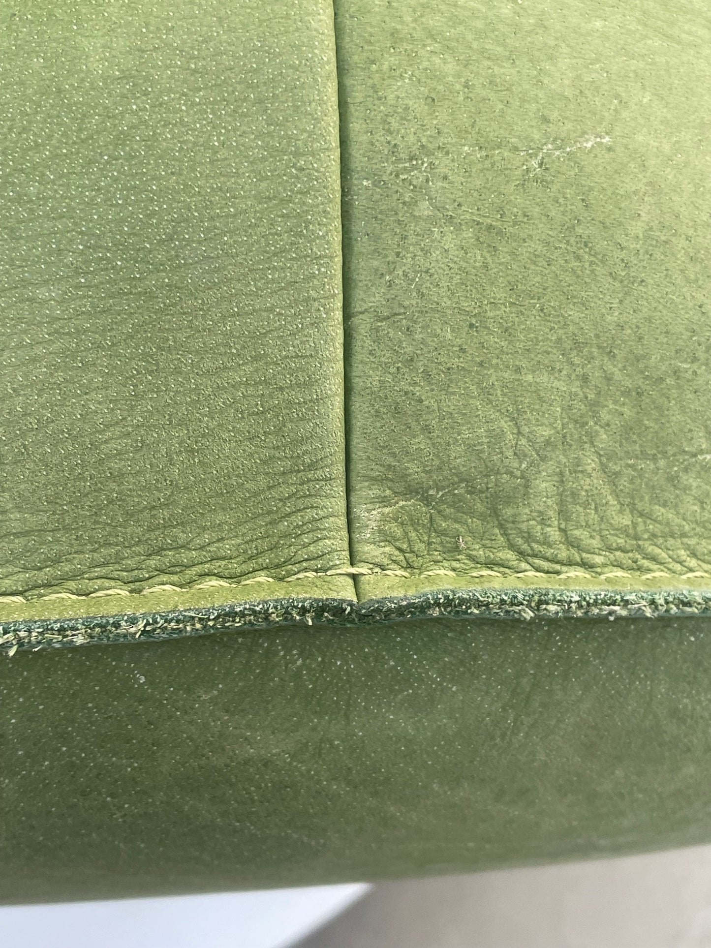 Leder | Pouf | Hocker | Nappaleder | Grün