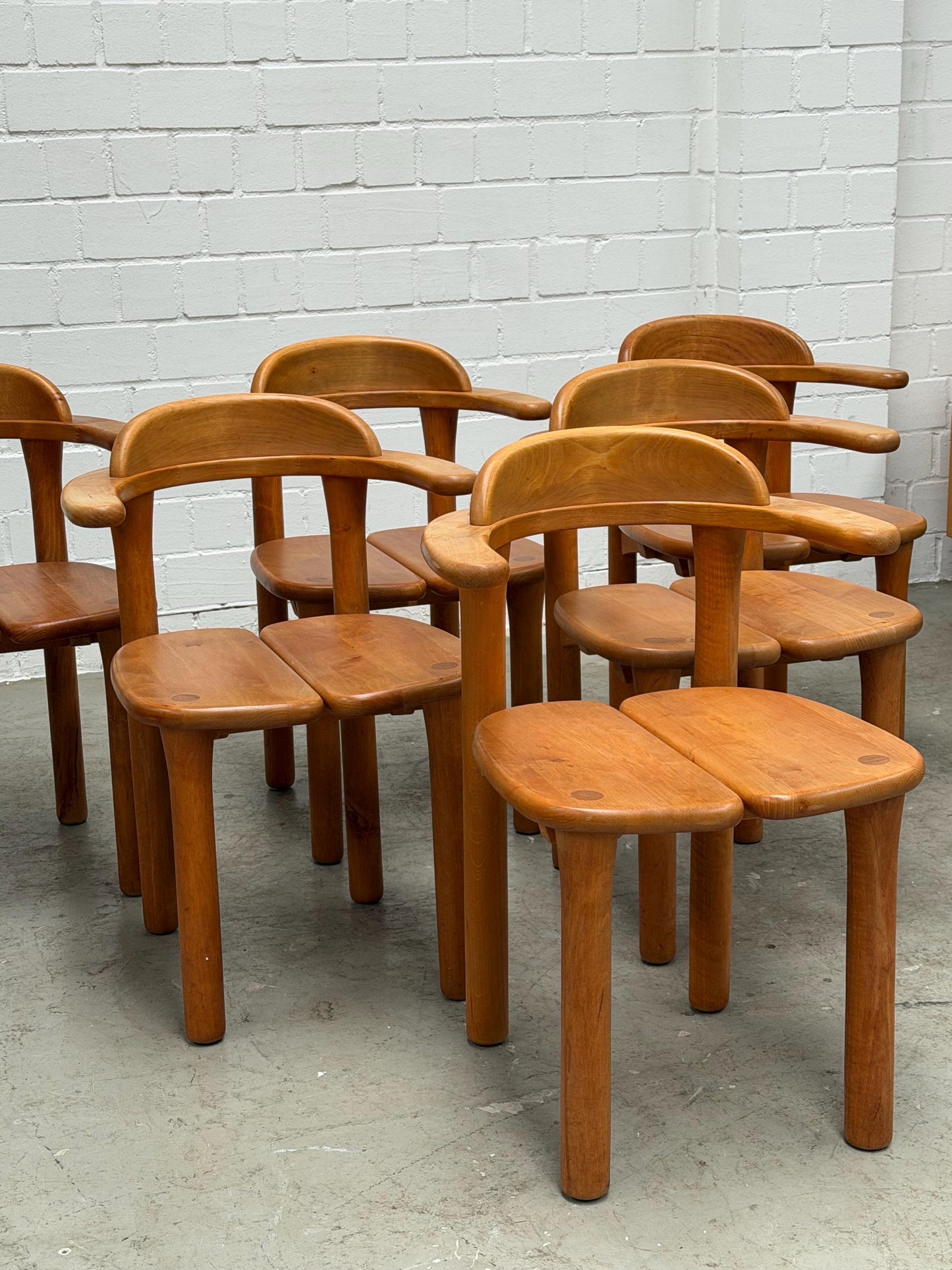 Team 7 | Berghammer | Alder wood | sustainable | armchair | Ecologically | brutalist | Analog to Daumiller | brutaslism