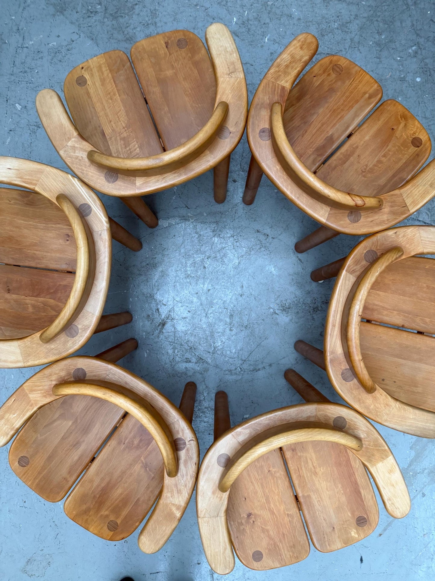 Team 7 | Berghammer | Alder wood | sustainable | armchair | Ecologically | brutalist | Analog to Daumiller | brutaslism