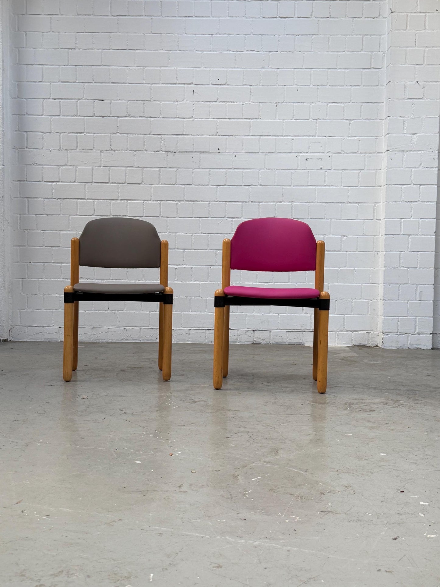 Mid Century | stackable | modern | West Germany | dining chair | Fröscher Sitform | fresh upholstered
