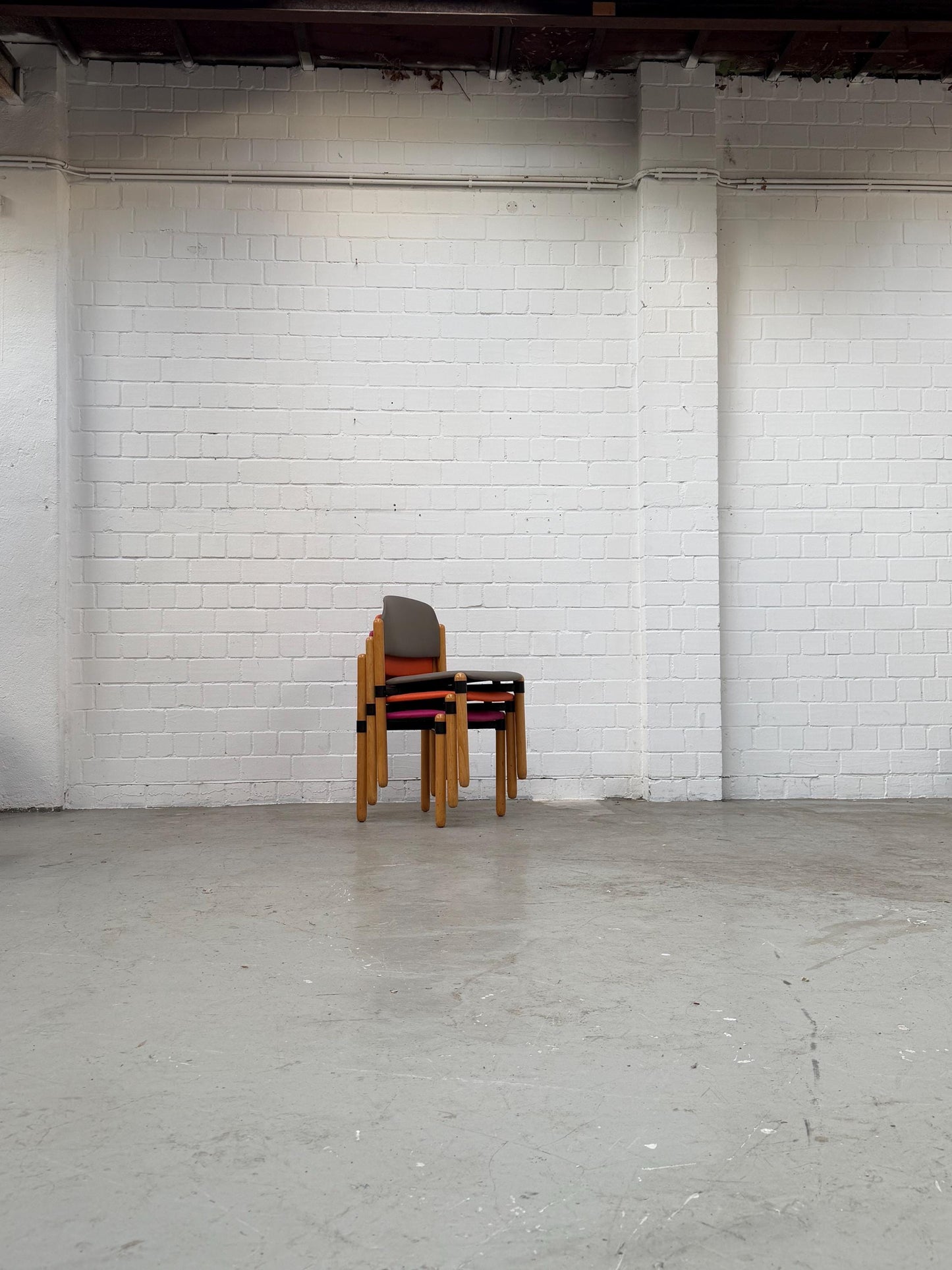 Mid Century | stackable | modern | West Germany | dining chair | Fröscher Sitform | fresh upholstered