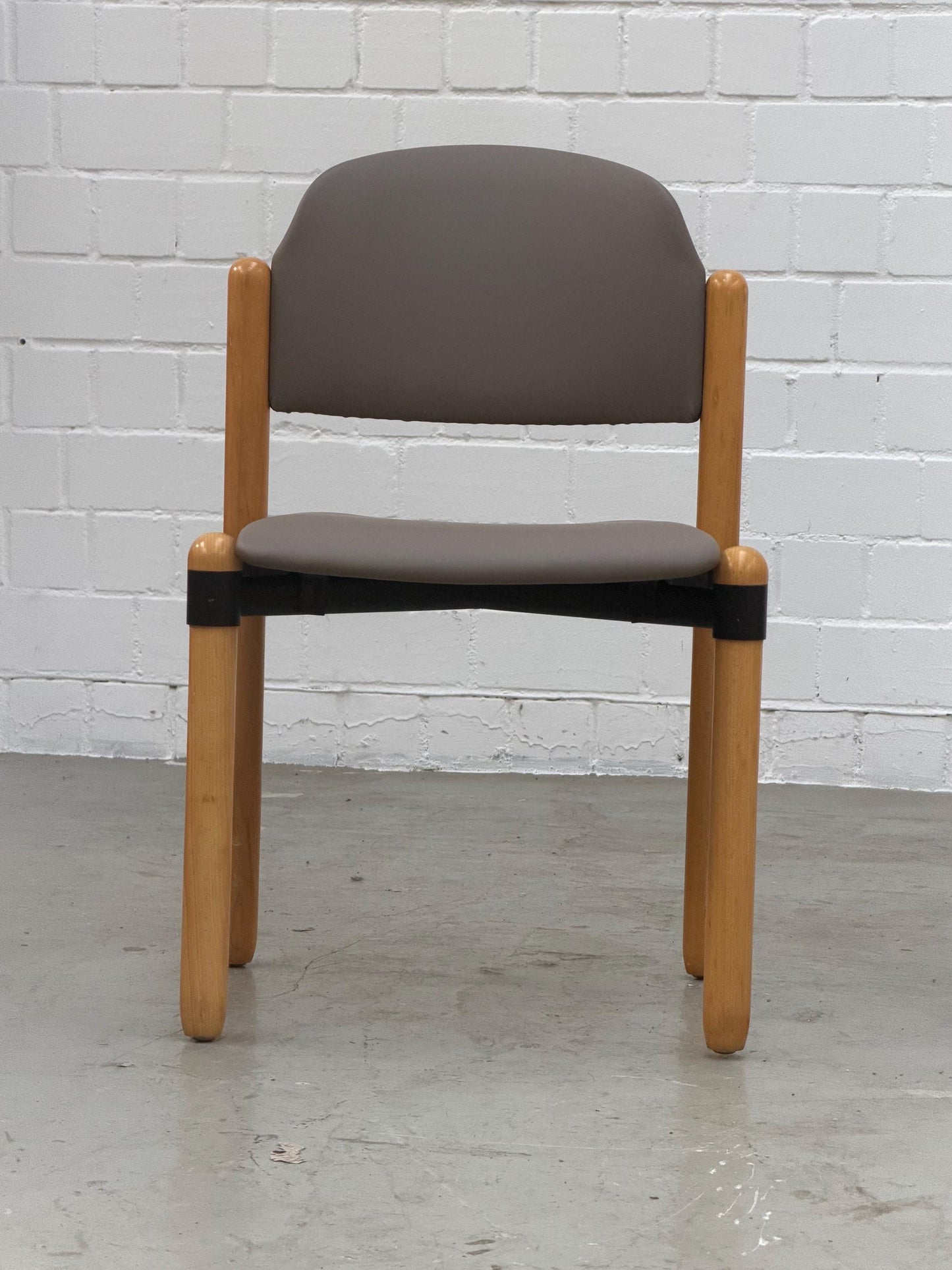 Mid Century | stackable | modern | West Germany | dining chair | Fröscher Sitform | fresh upholstered