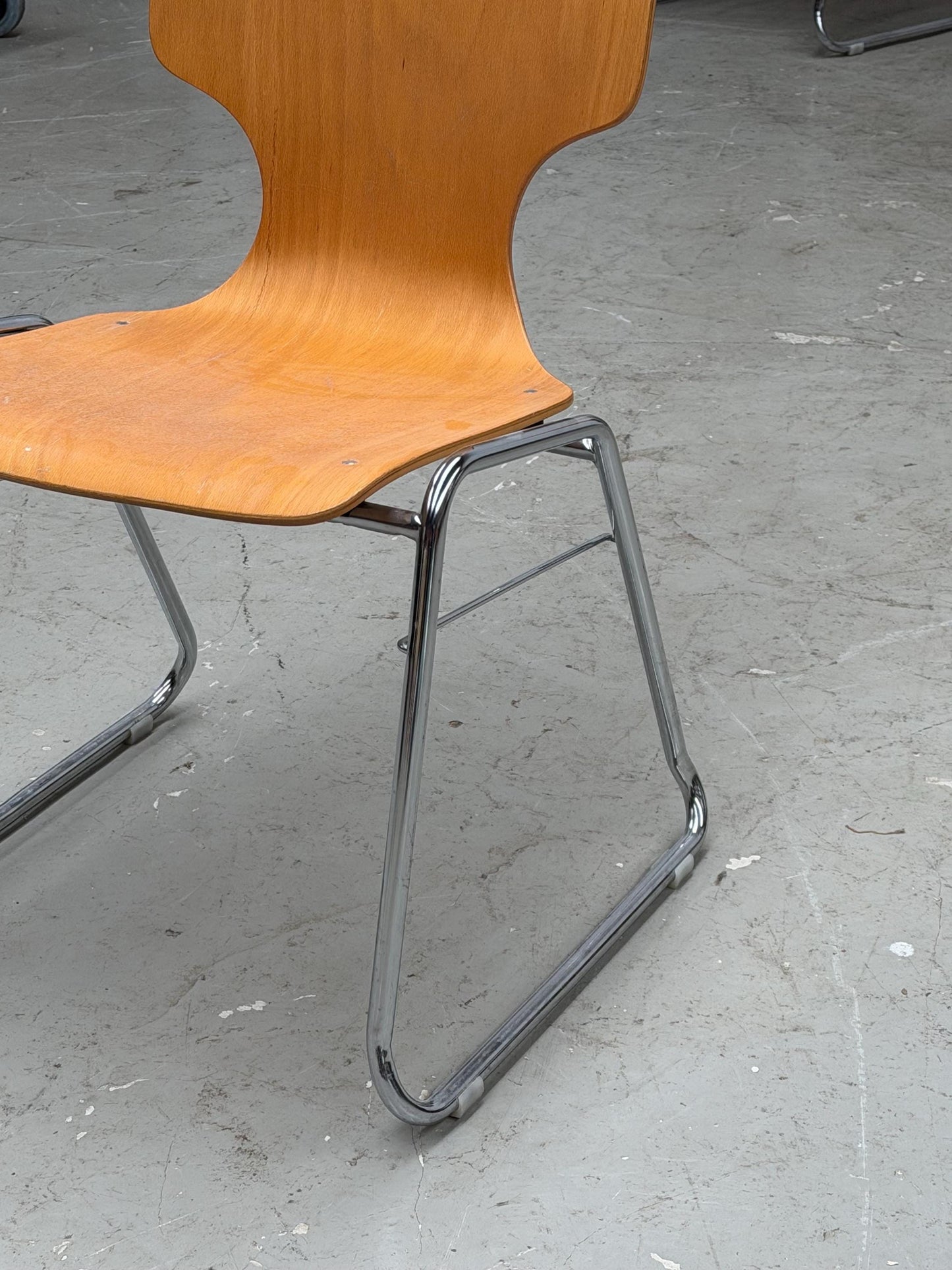 Vintage Stackable Chair in Bentwood & Chrome – Mid-Century Design | West Germany |